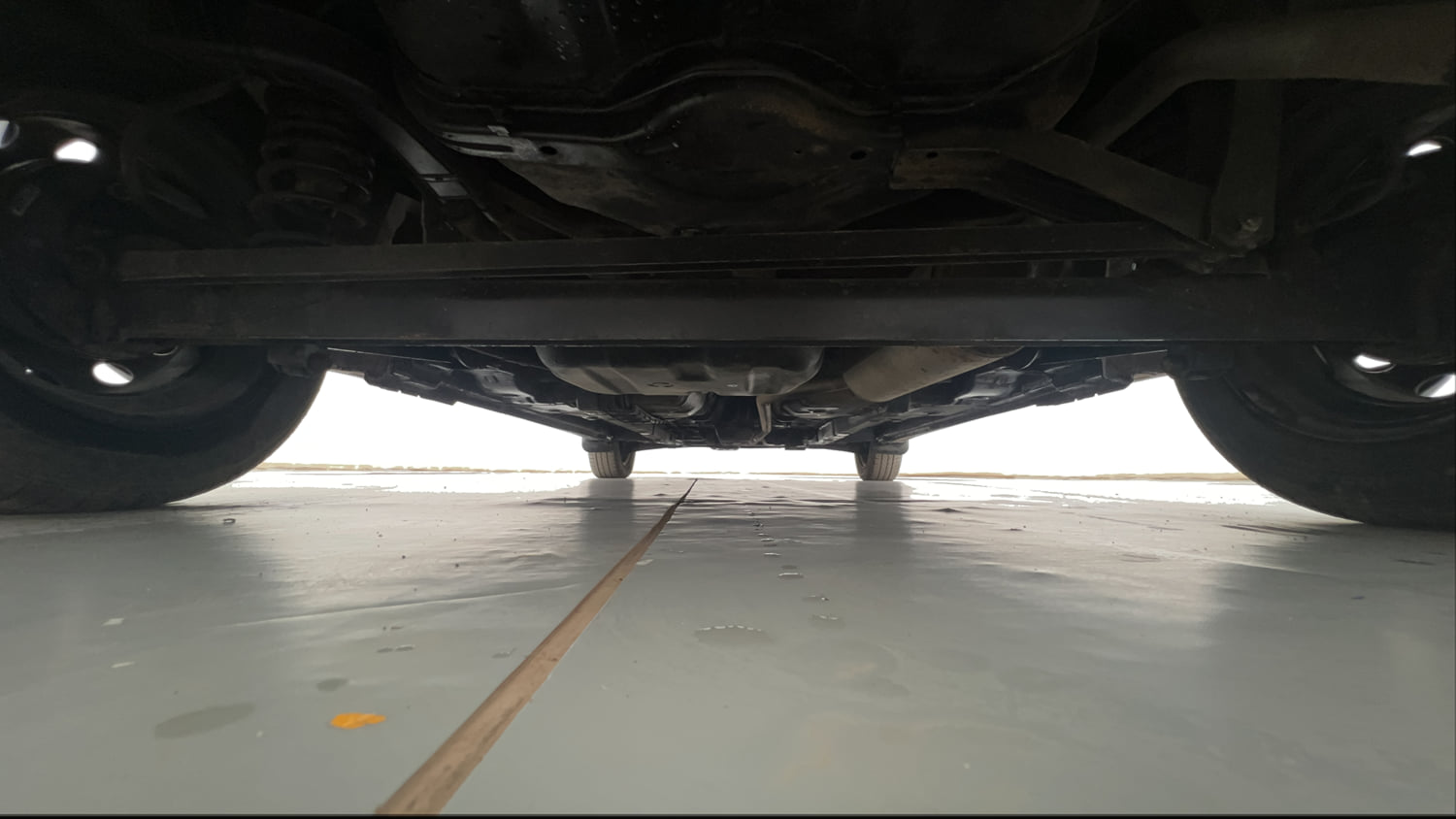 Used 2016 Hyundai Eon Magna + Petrol Manual extra REAR UNDERBODY VIEW (TAKEN FROM REAR)