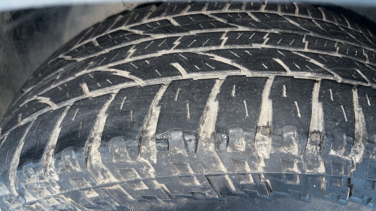 Used 2021 Tata Harrier XZ Diesel Manual tyres LEFT FRONT TYRE TREAD VIEW