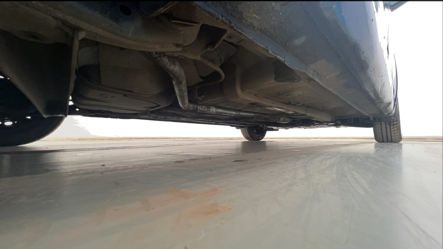 Used 2015 Hyundai Xcent Base 1.2 Petrol Manual extra REAR RIGHT UNDERBODY VIEW