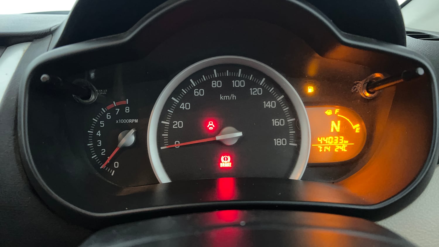 Used 2017 Maruti Suzuki Celerio VXi AMT Petrol Automatic interior CLUSTERMETER VIEW