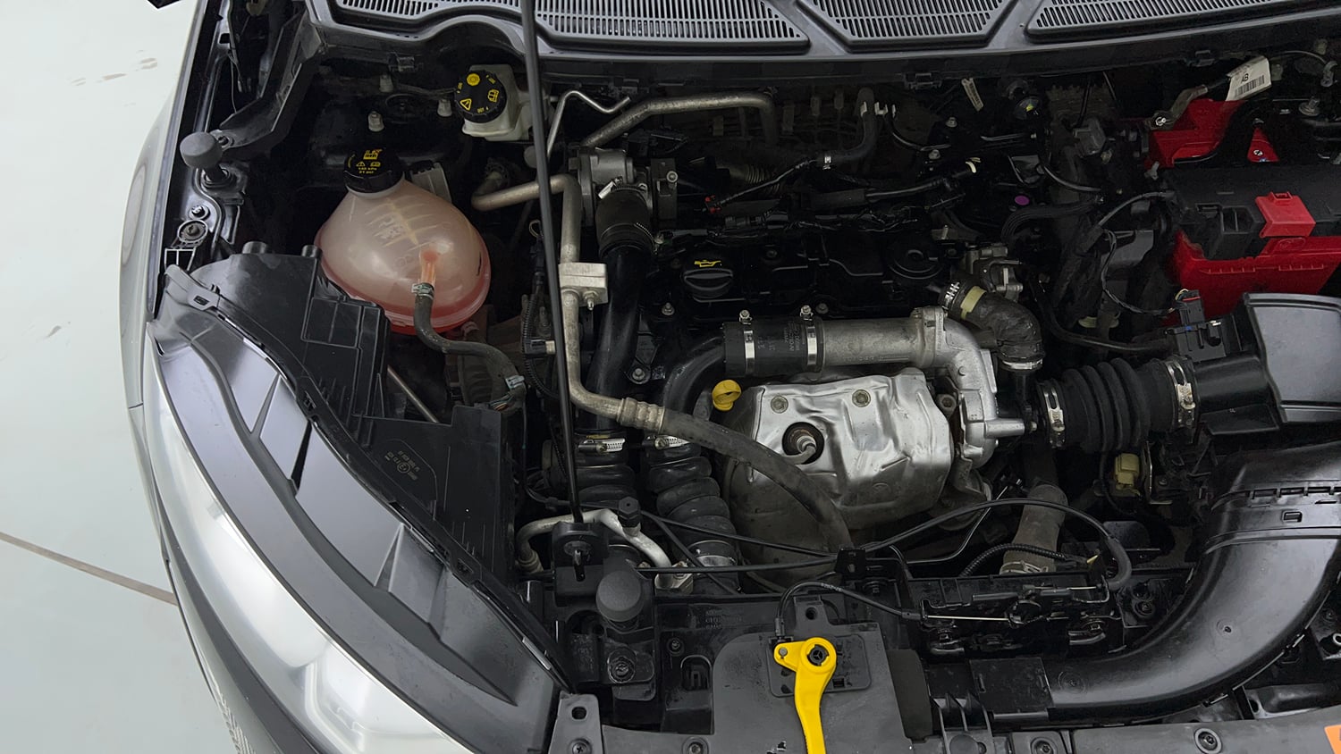 Used 2021 Ford EcoSport Titanium 1.5L TDCi Diesel Manual engine ENGINE RIGHT SIDE VIEW