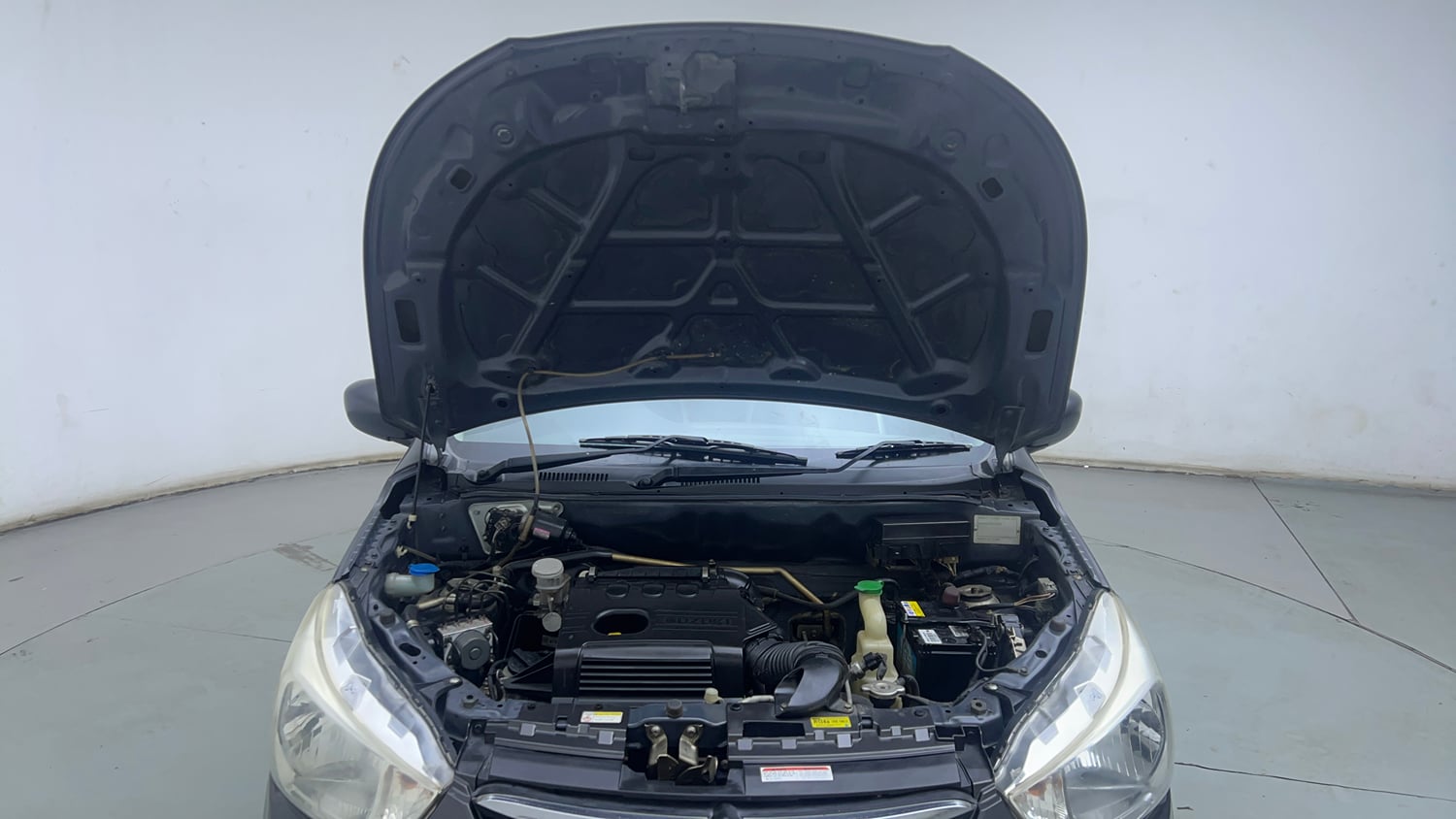 Used 2019 Maruti Suzuki Alto K10 VXi (O) Petrol Manual engine ENGINE & BONNET OPEN FRONT VIEW