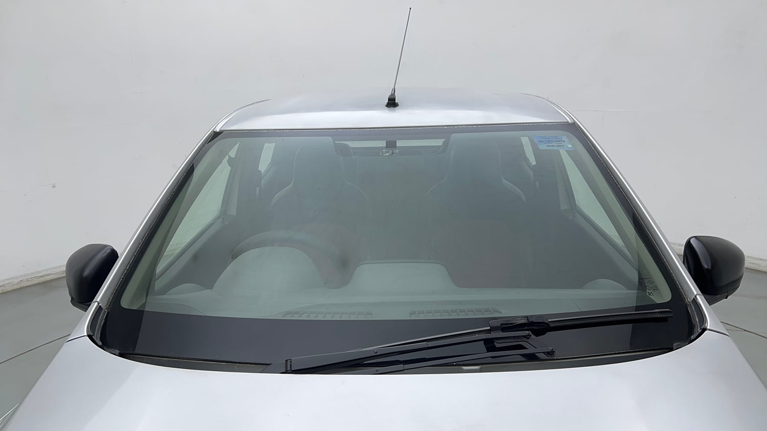 Used 2017 Renault Kwid 1.0 RXT AMT Petrol Automatic exterior FRONT WINDSHIELD VIEW