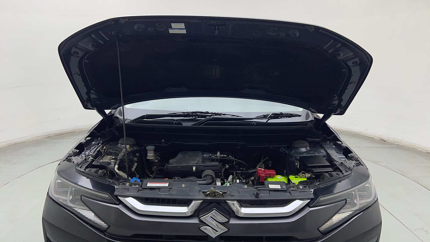 Used 2023 Maruti Suzuki Brezza ZXi AT Petrol Automatic engine ENGINE & BONNET OPEN FRONT VIEW