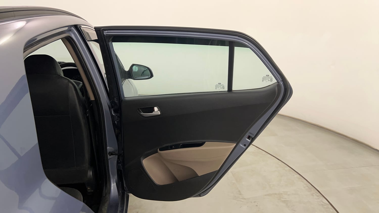 Used 2016 Hyundai Grand i10 Asta 1.2 Kappa VTVT (O) Petrol Manual interior RIGHT REAR DOOR OPEN VIEW
