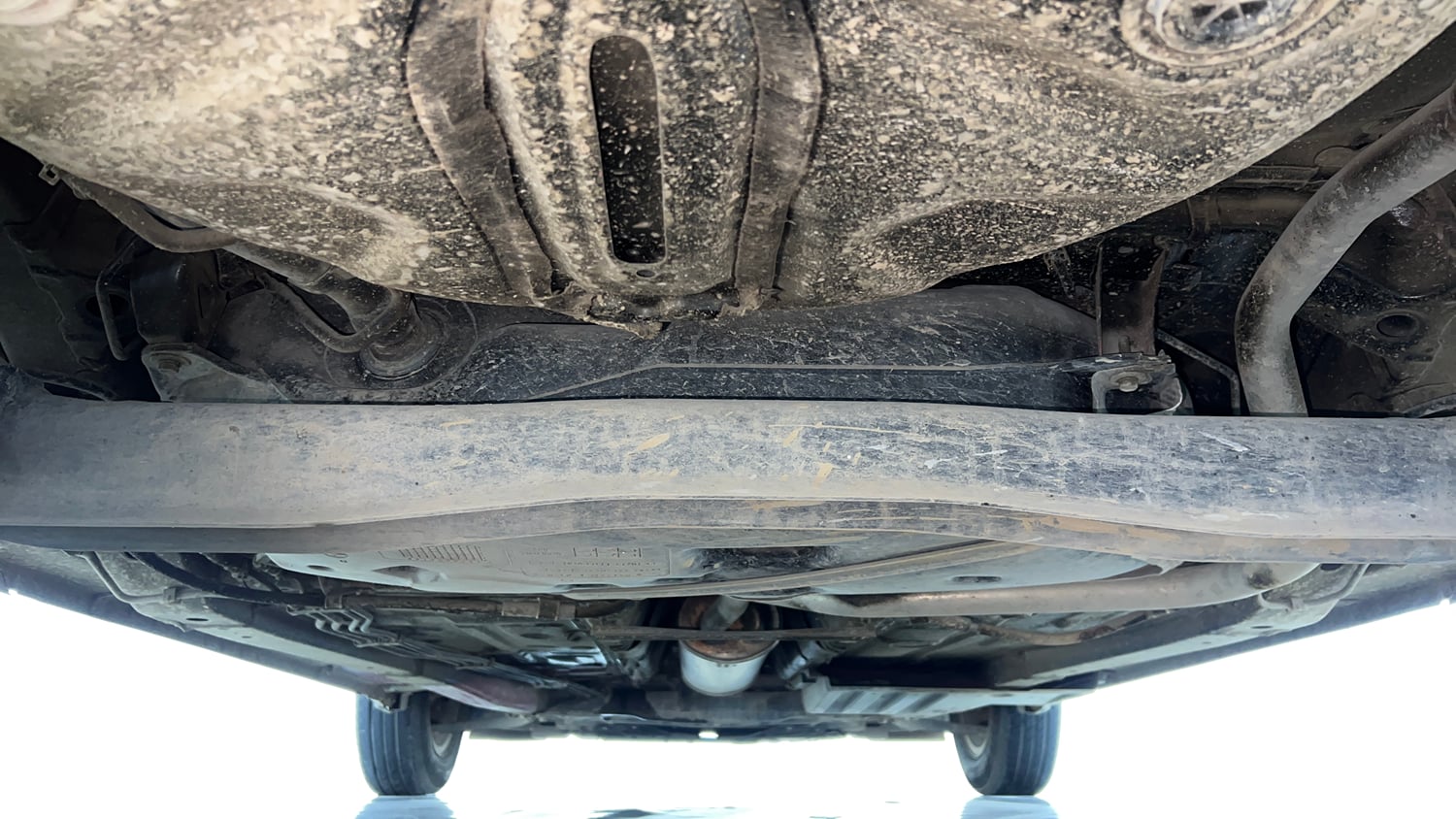Used 2024 Maruti Suzuki Swift VXi (O) AMT Petrol Automatic extra REAR UNDERBODY VIEW (TAKEN FROM REAR)