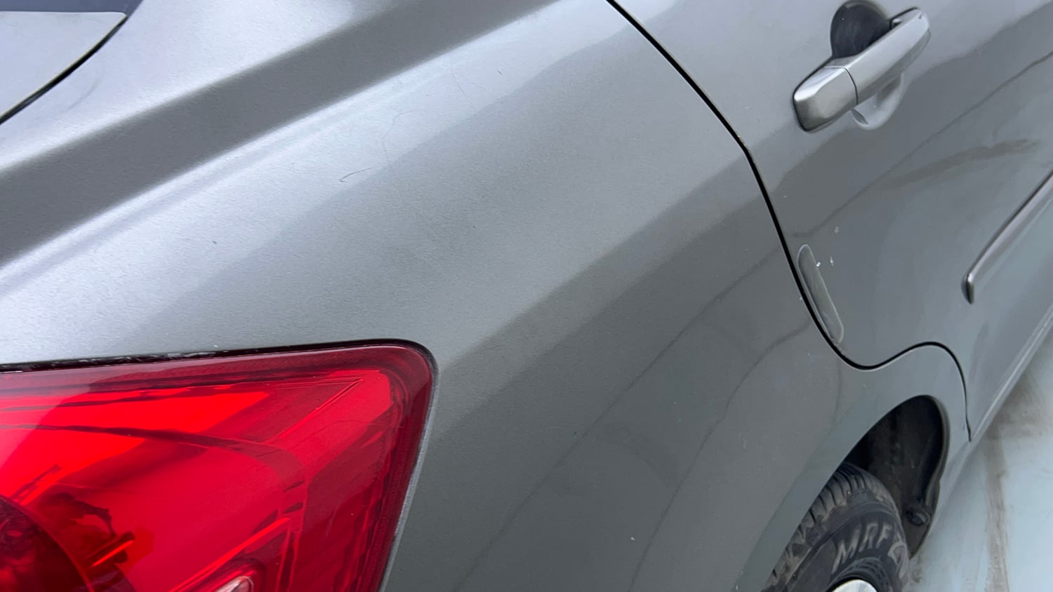 Used 2015 Maruti Suzuki Swift Dzire VXI Petrol Manual dents MINOR DENT