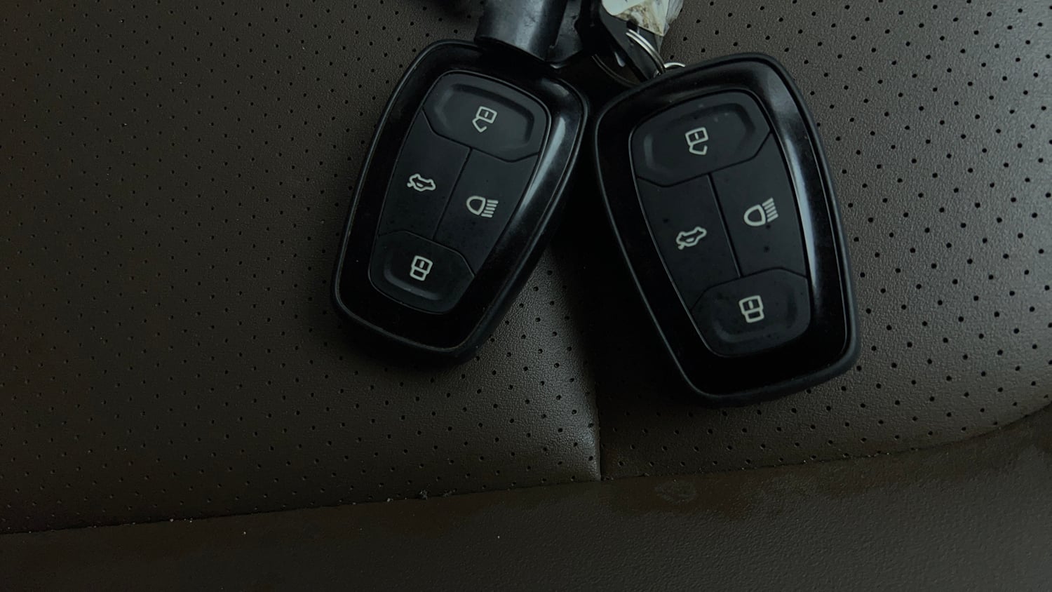 Used 2021 Tata Harrier XZ Diesel Manual extra CAR KEY VIEW