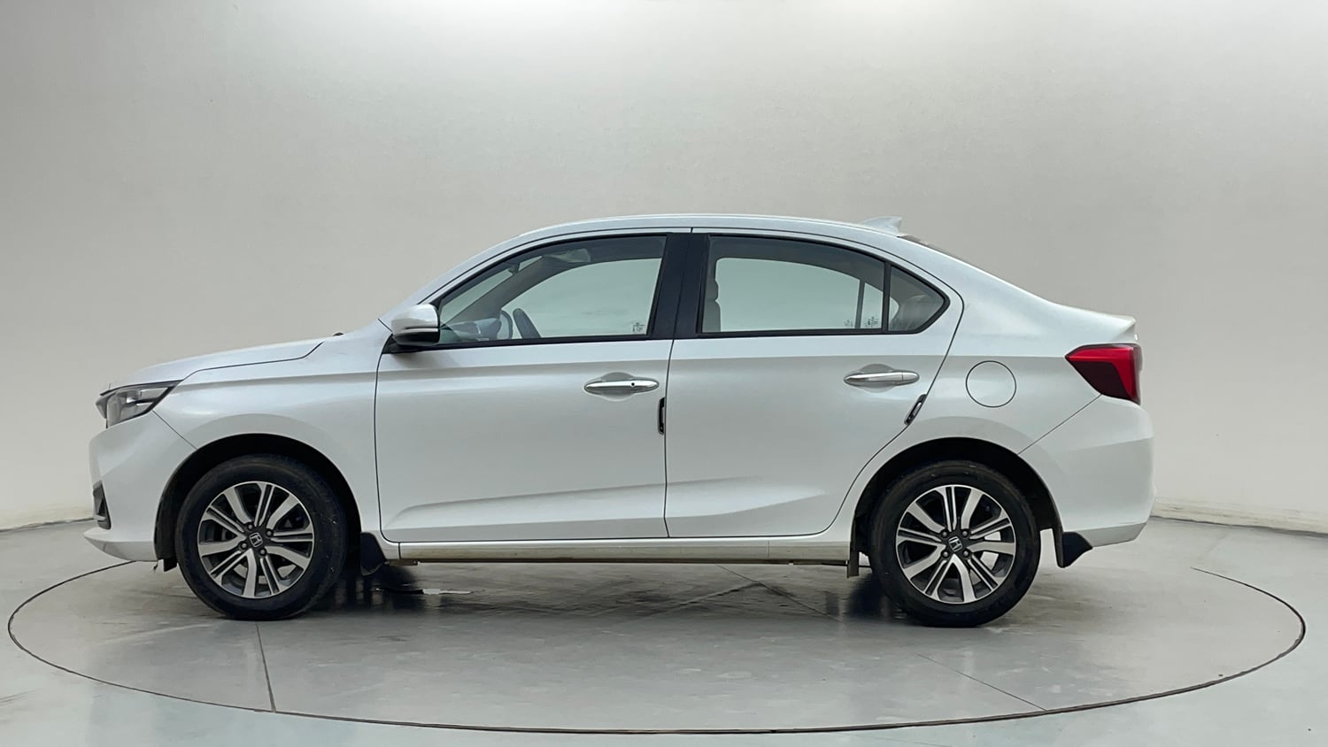 Used 2022 Honda Amaze VX MT 1.2 Petrol Petrol Manual exterior LEFT SIDE VIEW