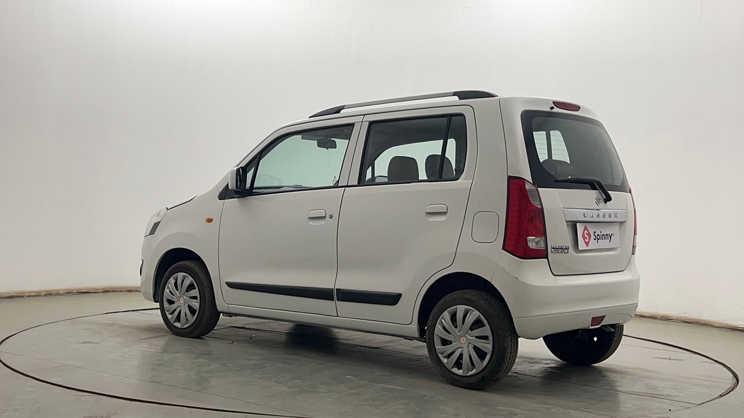 Used 2014 Maruti Suzuki Wagon R VXI Petrol Manual exterior LEFT REAR CORNER VIEW