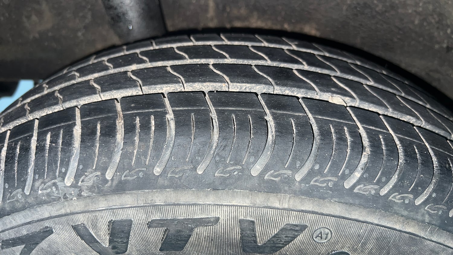 Used 2023 Maruti Suzuki Wagon R VXI 1.0 Petrol Manual tyres RIGHT REAR TYRE TREAD VIEW