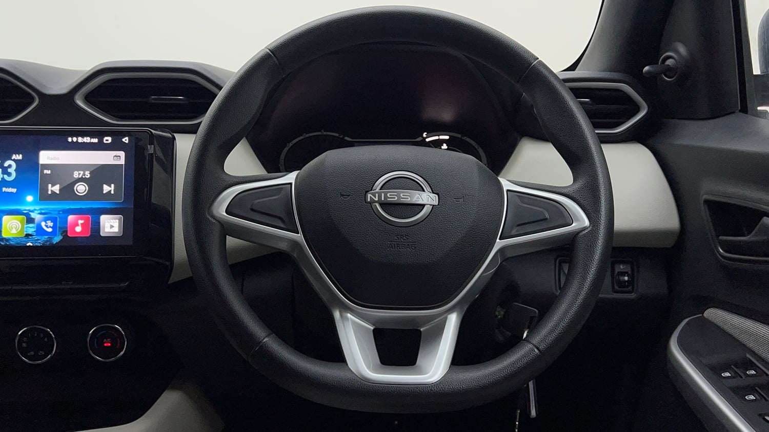 Used 2023 Nissan Magnite XE AMT Petrol Automatic interior STEERING VIEW
