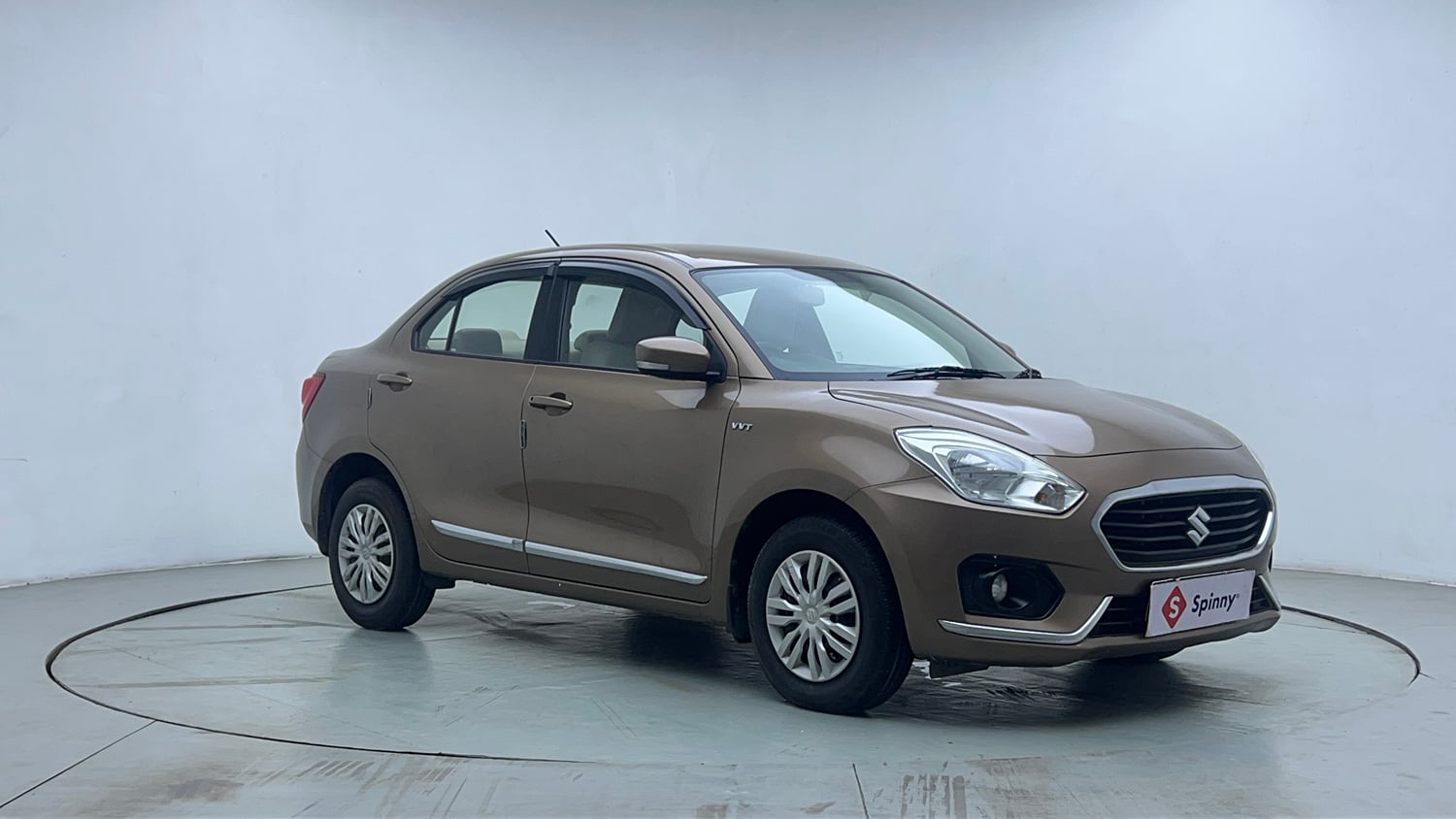 Used 2018 Maruti Suzuki Dzire VXi Petrol Manual exterior RIGHT FRONT CORNER VIEW
