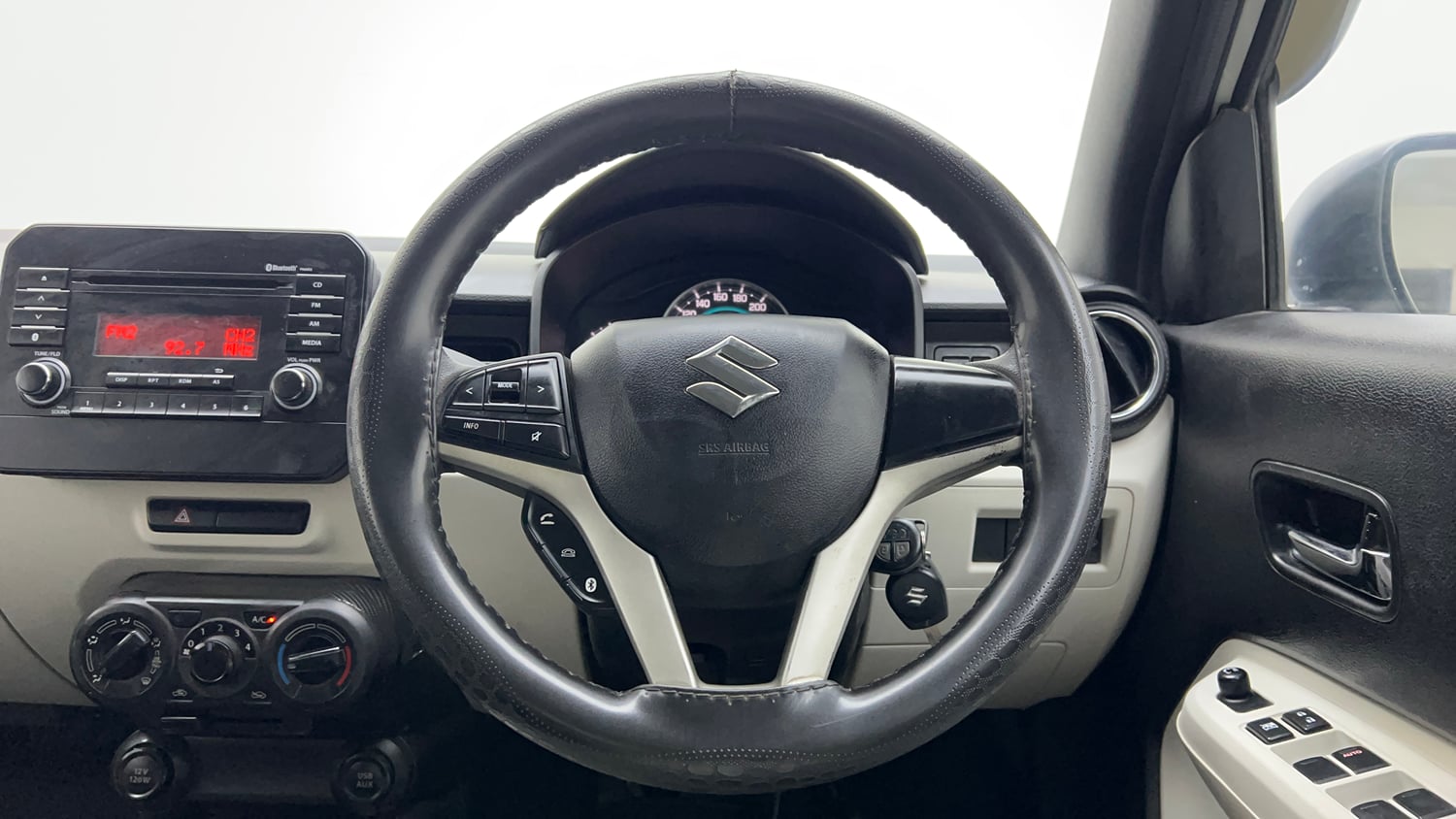 Used 2022 Maruti Suzuki Ignis Delta 1.2 MT Petrol Manual interior STEERING VIEW
