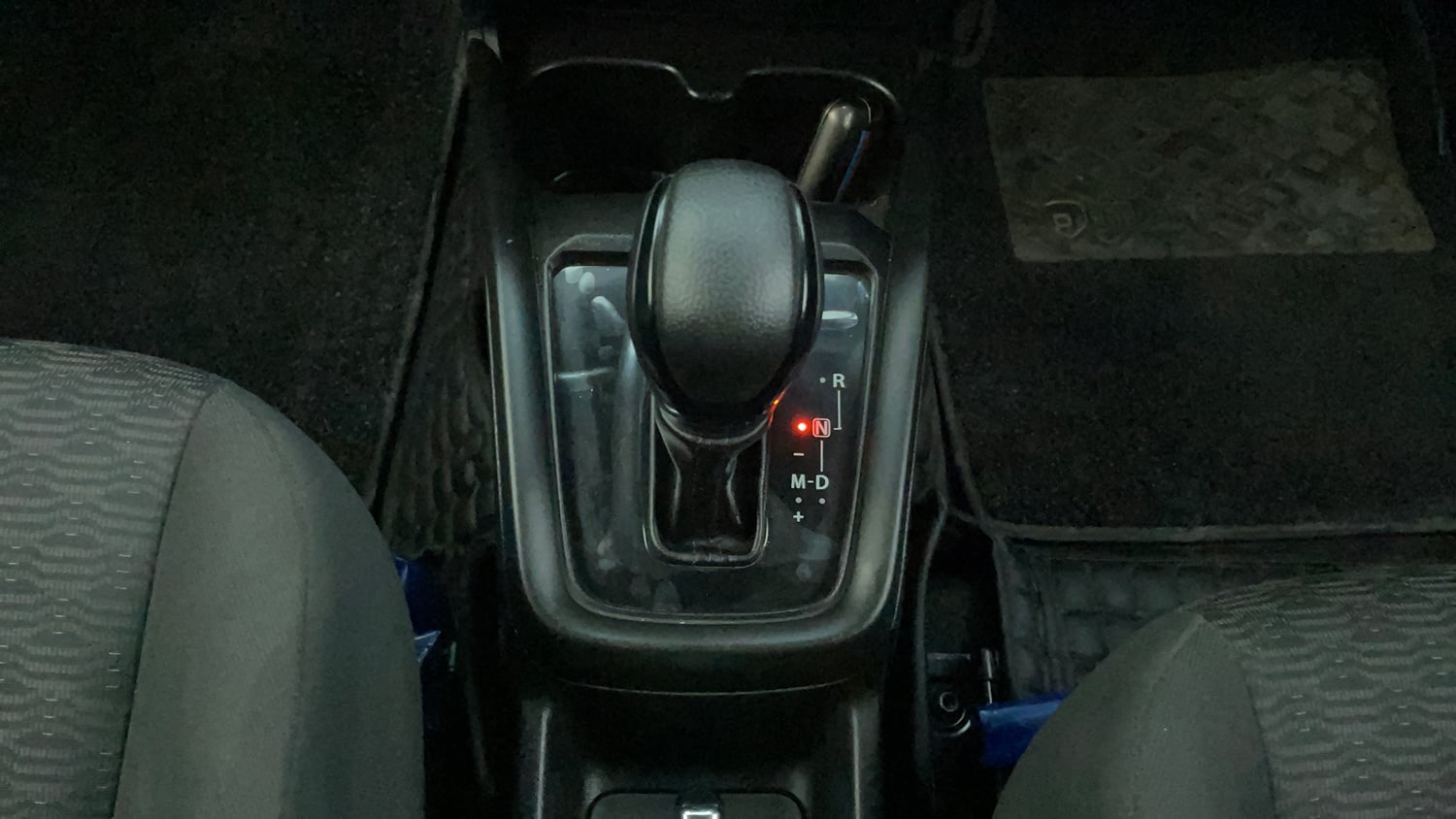 Used 2026 Maruti Suzuki Swift VXi (O) AMT Petrol Automatic interior GEAR  KNOB VIEW