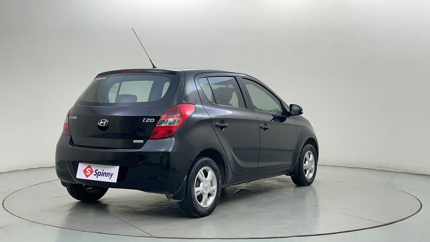 Used 2012 Hyundai i20 Sportz 1.2 BS-IV Petrol Manual exterior RIGHT REAR CORNER VIEW