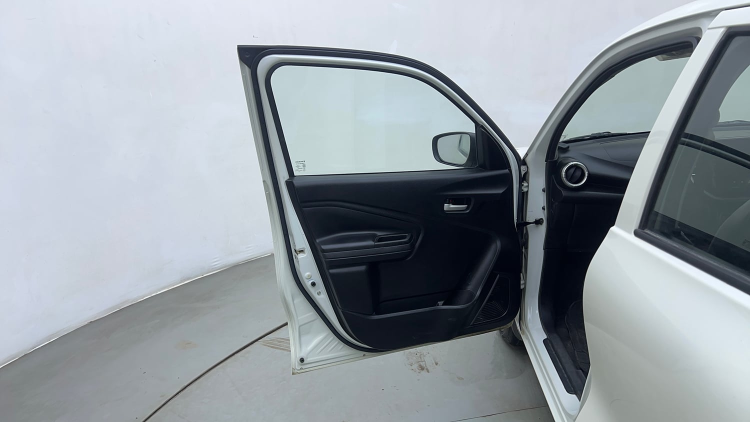 Used 2022 Maruti Suzuki Celerio VXi Petrol Manual interior LEFT FRONT DOOR OPEN VIEW