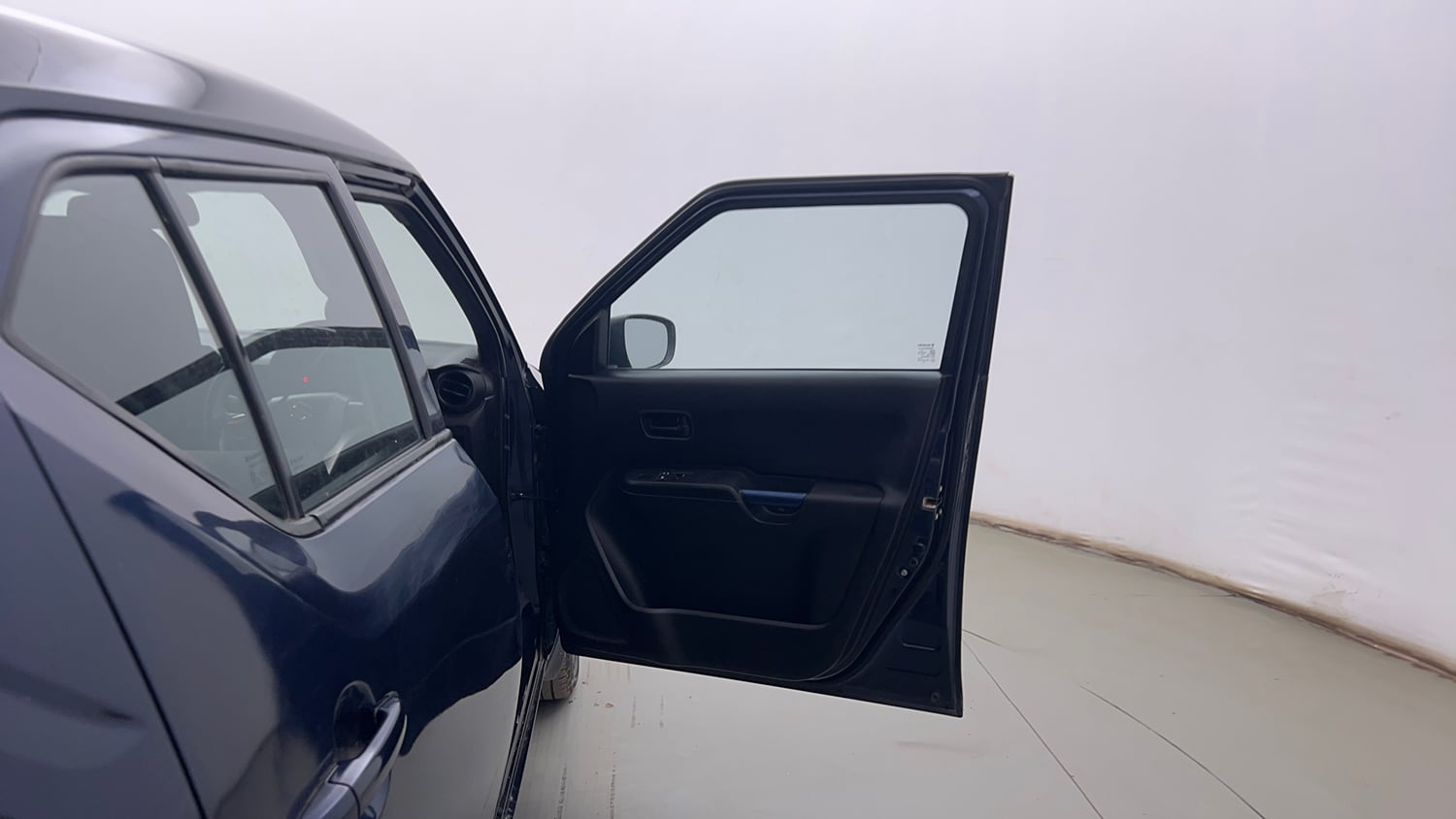 Used 2022 Maruti Suzuki Ignis Sigma 1.2 MT Petrol Manual interior RIGHT FRONT DOOR OPEN VIEW