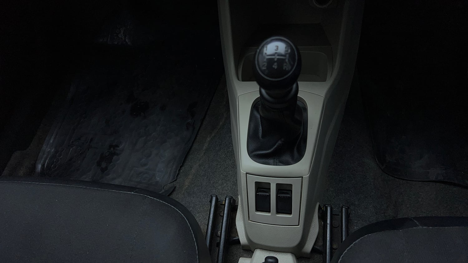 Used 2020 Maruti Suzuki Alto 800 LXi Petrol Manual interior GEAR  KNOB VIEW