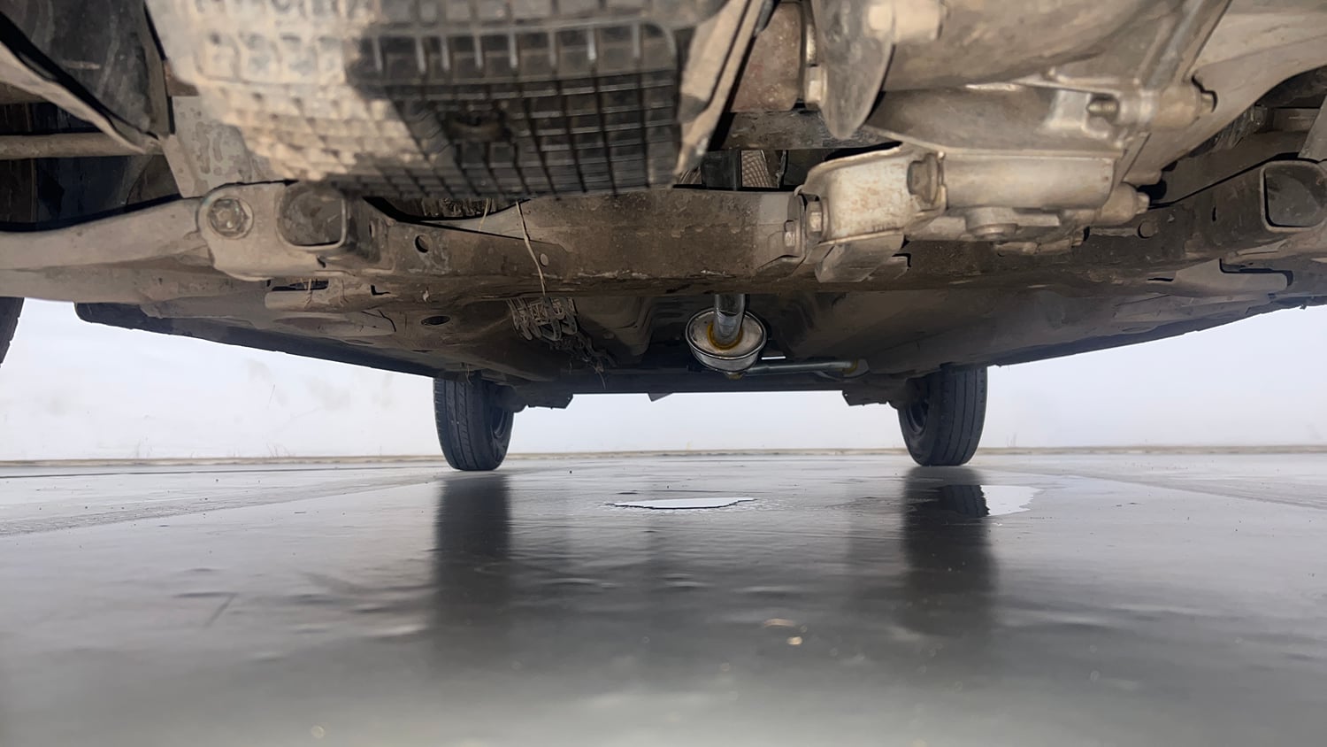 Used 2016 Datsun Redi-GO S Petrol Manual extra FRONT LEFT UNDERBODY VIEW