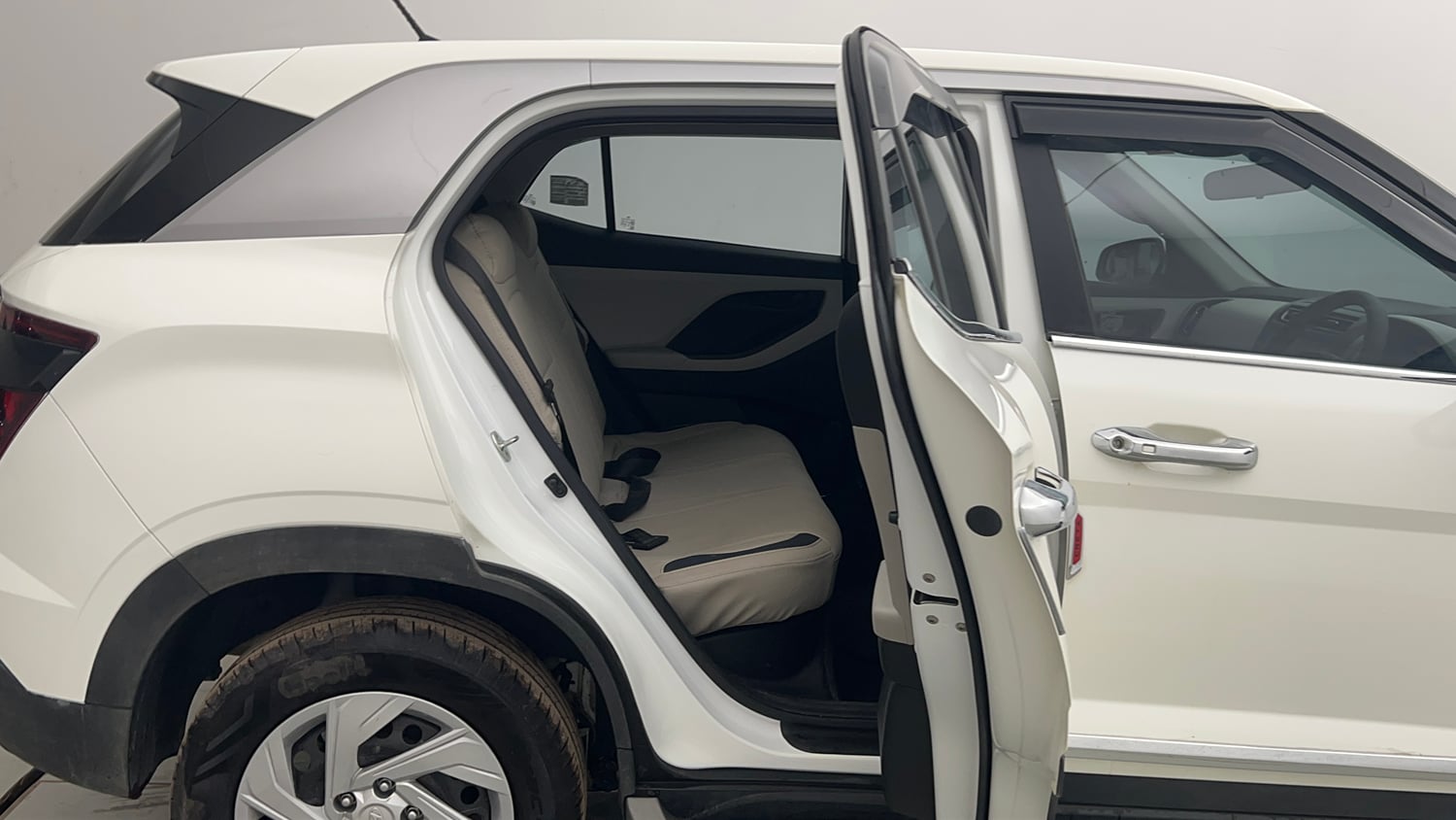 Used 2022 Hyundai Creta E 1.5 Diesel Diesel Manual interior RIGHT SIDE REAR DOOR CABIN VIEW