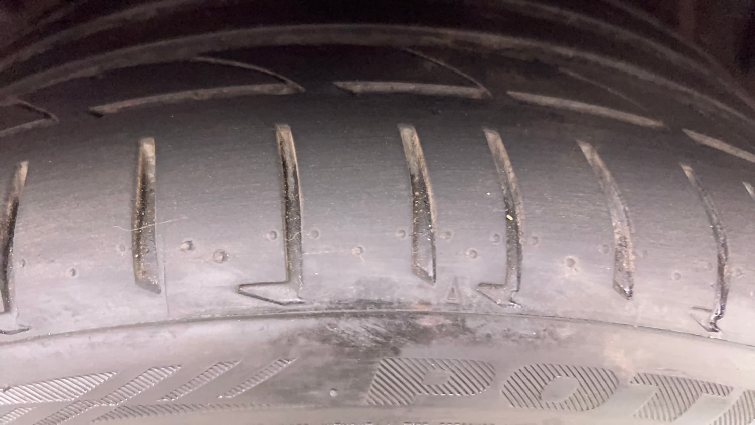 Used 2021 Mercedes-Benz C-Class C 300d AMG line Diesel Automatic tyres RIGHT FRONT TYRE TREAD VIEW