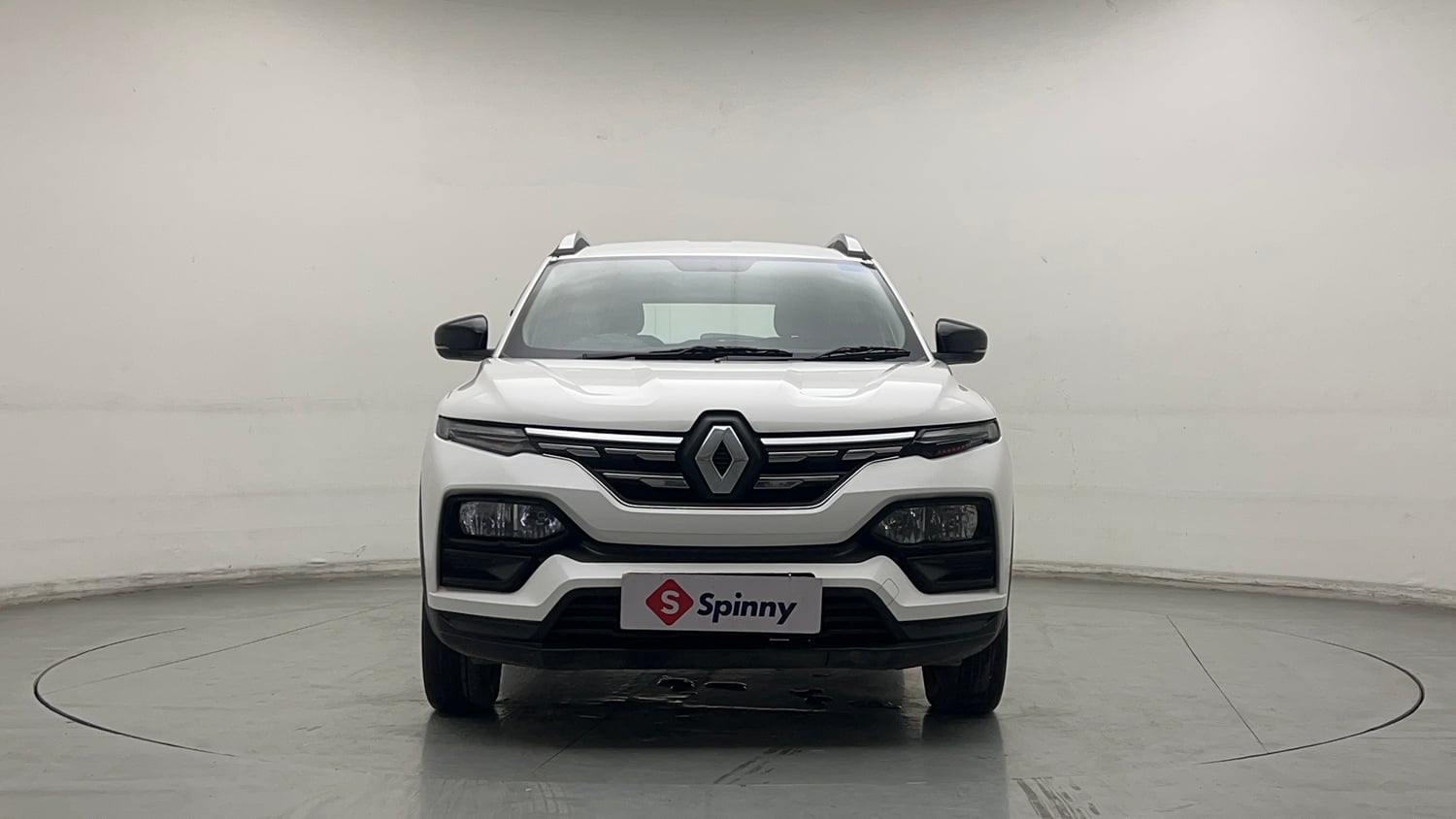 Used 2022 Renault Kiger RXT MT Petrol Manual exterior FRONT VIEW