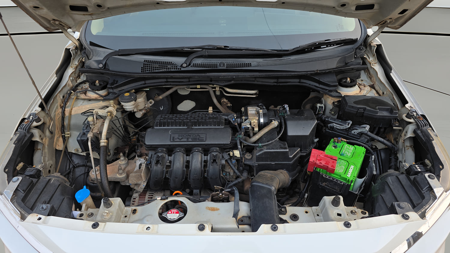 Used 2019 Honda Amaze 1.2 V CVT Petrol Petrol Automatic engine ENGINE & BONNET OPEN FRONT VIEW