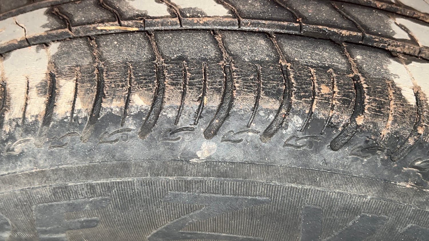 Used 2019 Maruti Suzuki S-Presso VXi Petrol Manual tyres RIGHT FRONT TYRE TREAD VIEW