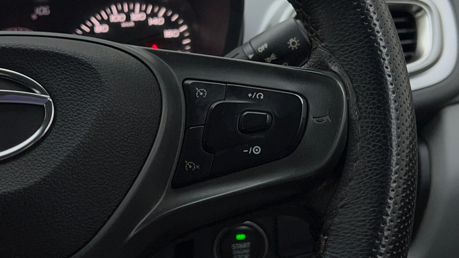 Used 2021 Tata Altroz XT Petrol Petrol Manual top_features Cruise control