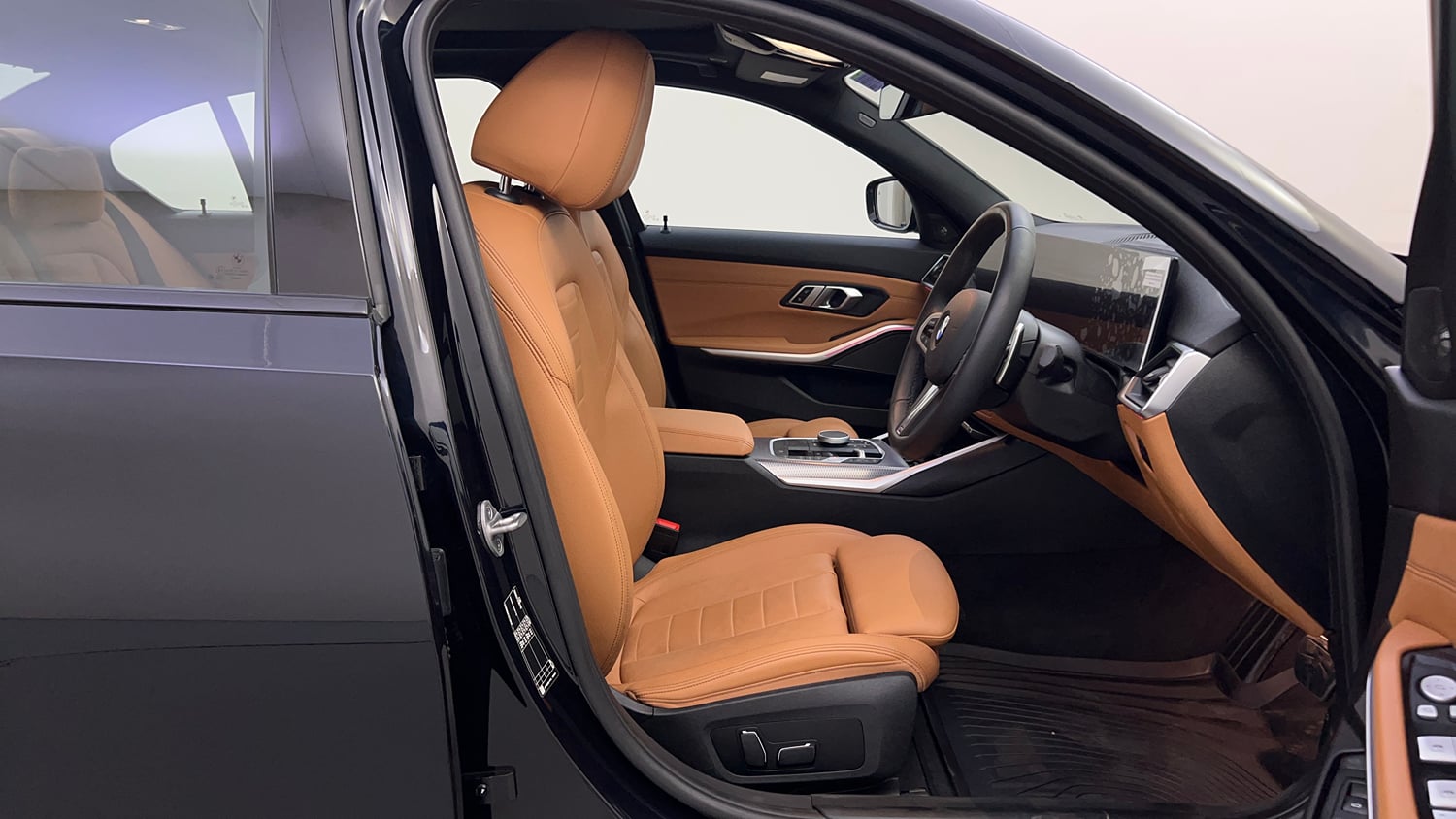 Used 2025 BMW 3 Series Gran Limousine 330Li M Sport Petrol Automatic interior RIGHT SIDE FRONT DOOR CABIN VIEW