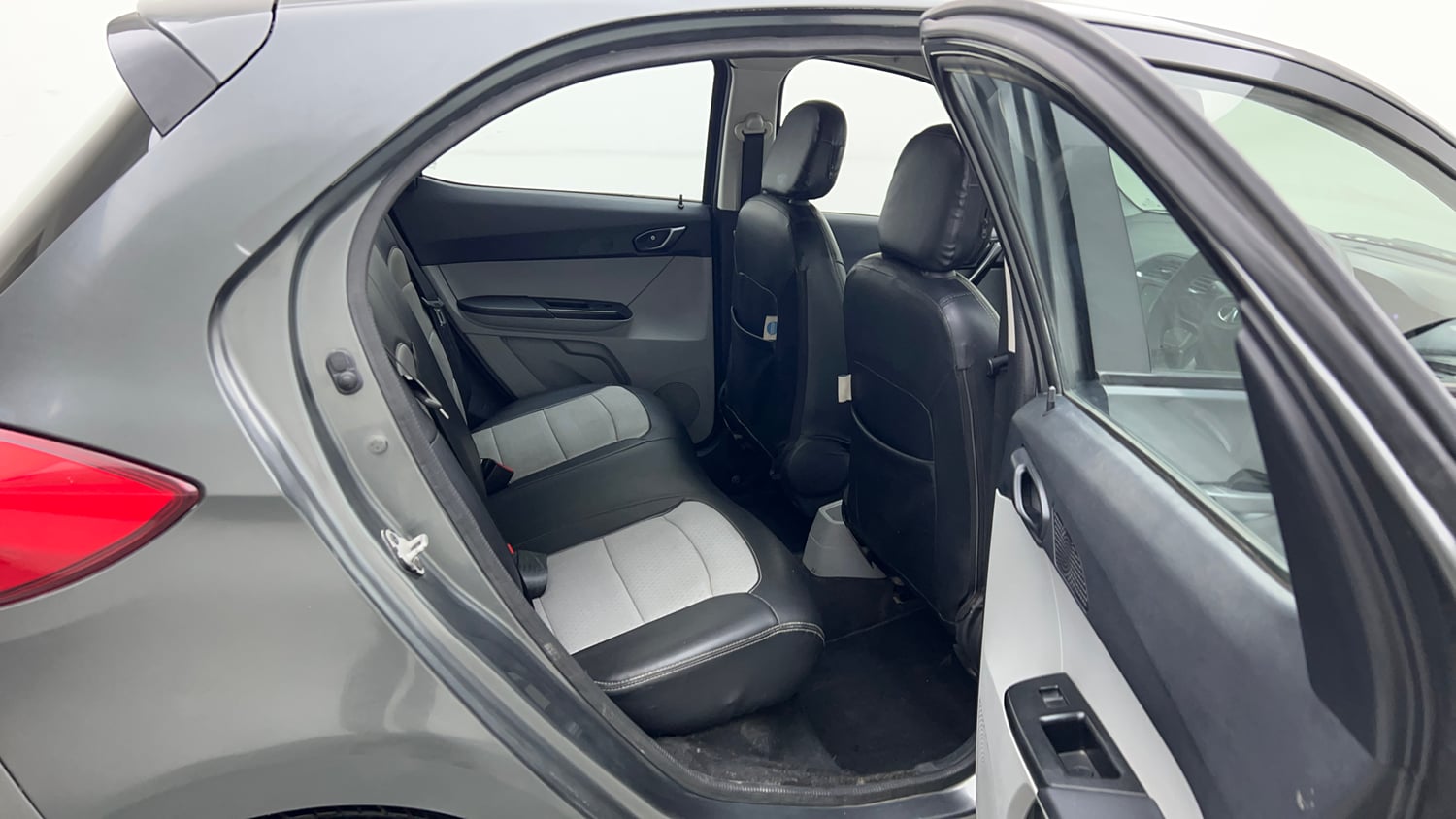 Used 2020 Tata Tiago XT Petrol Manual interior RIGHT SIDE REAR DOOR CABIN VIEW