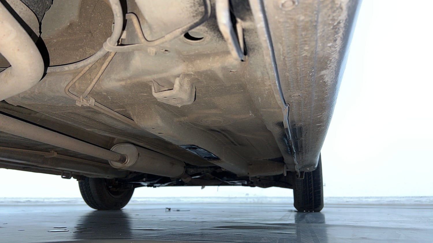 Used 2018 Maruti Suzuki Celerio VXi AMT Petrol Automatic extra REAR RIGHT UNDERBODY VIEW