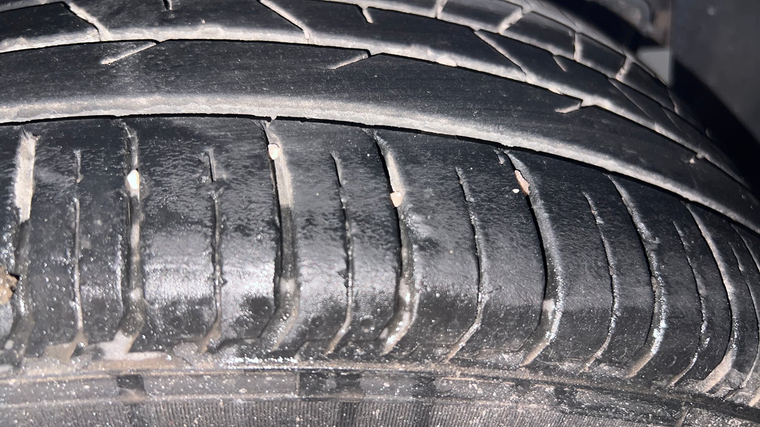 Used 2023 Hyundai i20 N Line N8 1.0 Turbo DCT Petrol Automatic tyres LEFT REAR TYRE TREAD VIEW