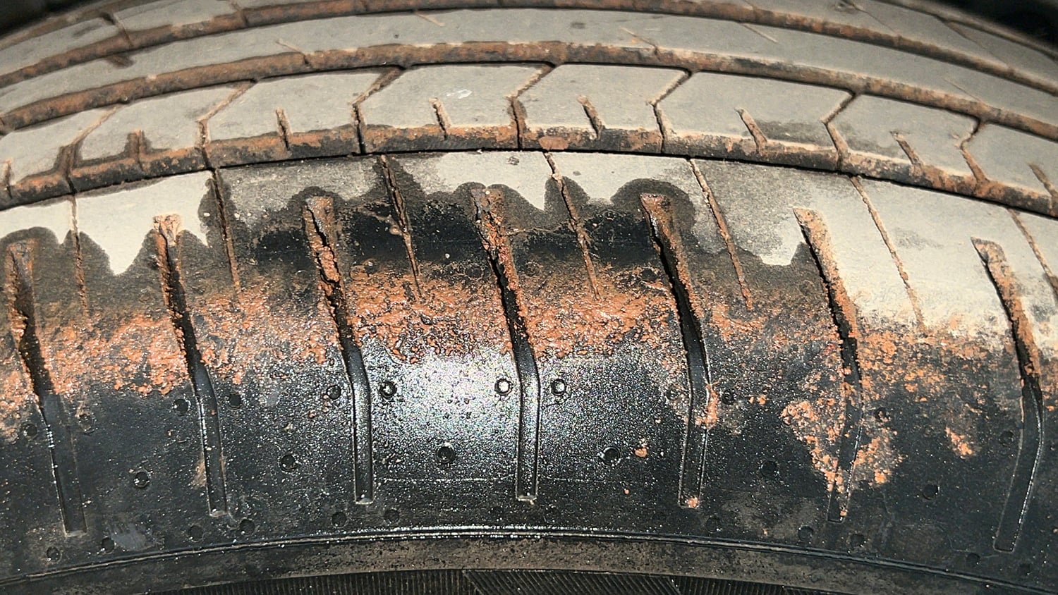 Used 2022 Hyundai Creta E 1.5 Diesel Diesel Manual tyres RIGHT FRONT TYRE TREAD VIEW