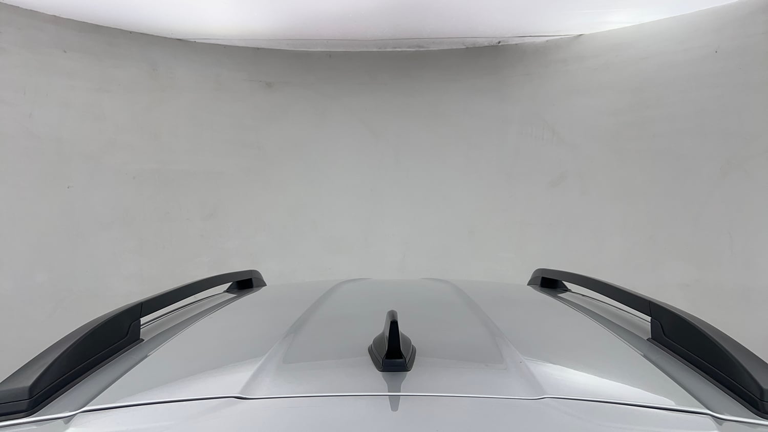 Used 2026 Renault Kiger Emotion MT Petrol Manual exterior EXTERIOR ROOF VIEW