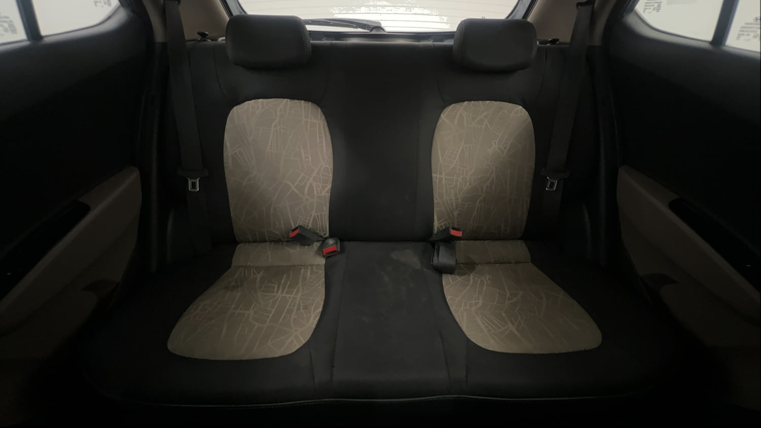 Used 2016 Hyundai Grand i10 Asta 1.2 Kappa VTVT (O) Petrol Manual interior REAR SEAT CONDITION VIEW
