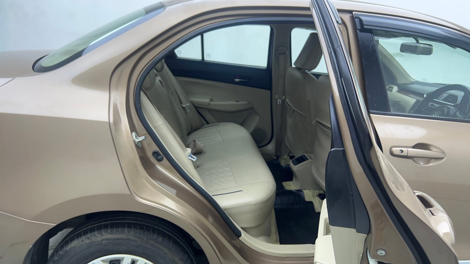 Used 2018 Maruti Suzuki Dzire VXi Petrol Manual interior RIGHT SIDE REAR DOOR CABIN VIEW