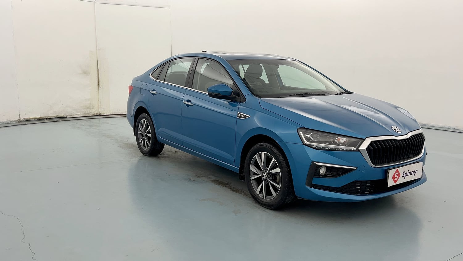 Used 2023 Skoda Slavia Style 1.0L TSI MT Petrol Manual exterior RIGHT FRONT CORNER VIEW