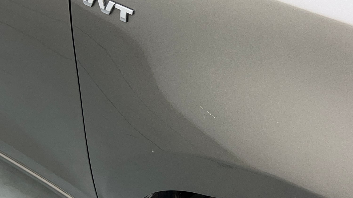 Used 2018 Maruti Suzuki Dzire VXi AMT Petrol Automatic dents MINOR DENT