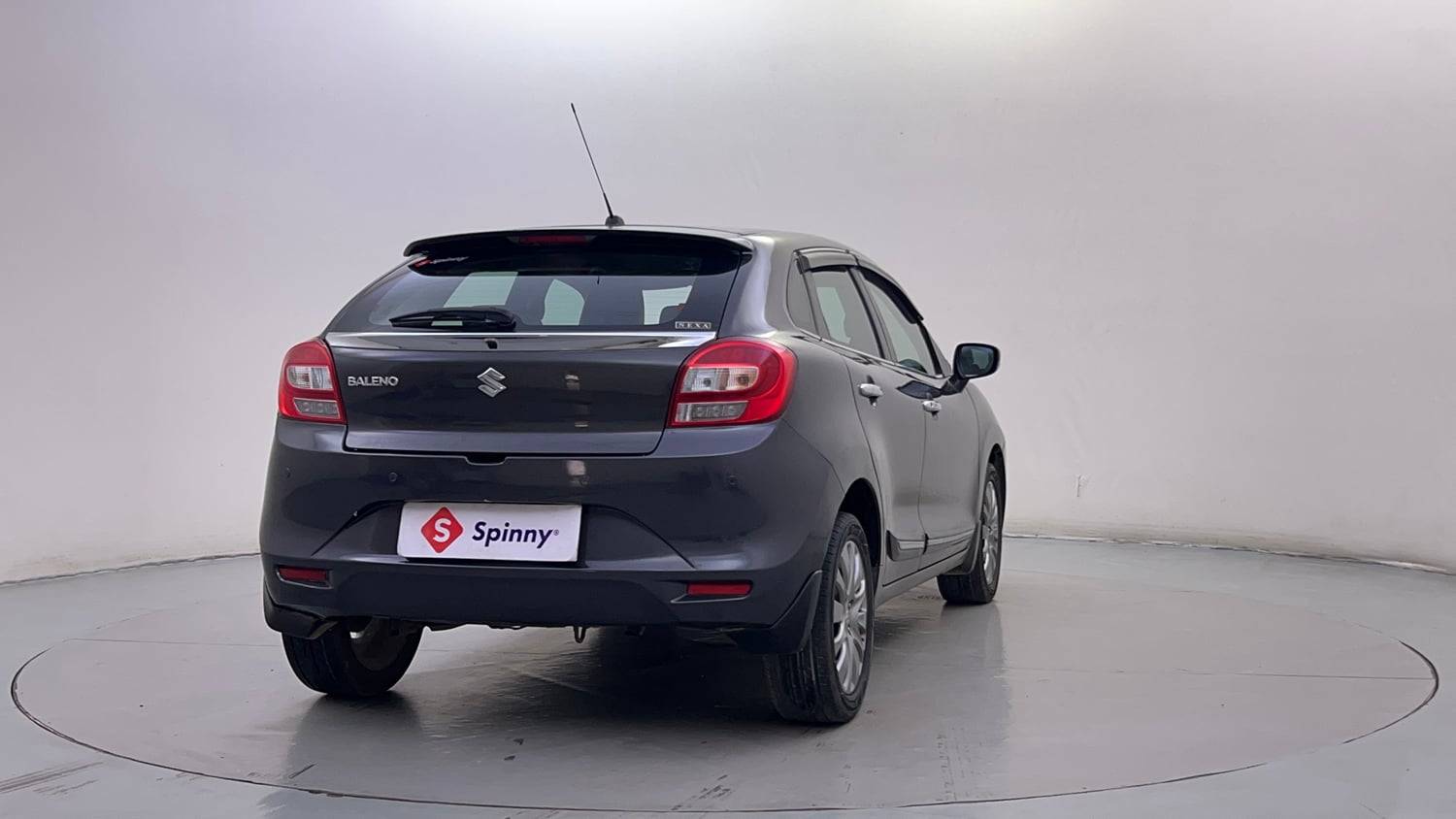 Used 2018 Maruti Suzuki Baleno Alpha 1.2 AT Petrol Automatic exterior RIGHT REAR CORNER VIEW