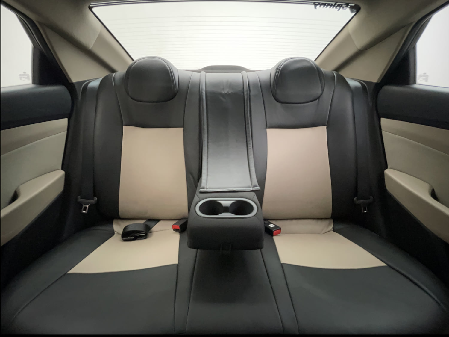 Used 2019 Hyundai Verna SX 1.6 VTVT Petrol Manual interior REAR SEAT CONDITION VIEW