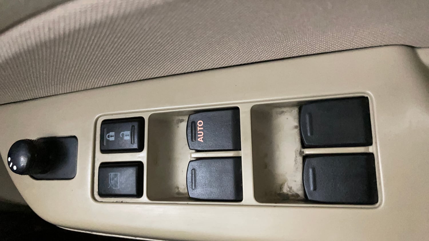 Used 2013 Maruti Suzuki Swift Dzire VXI Petrol Manual top_features Power windows