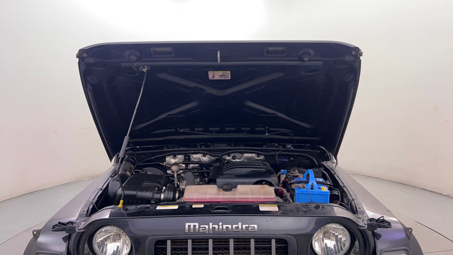 Used 2021 mahindra Thar LX Hard Top Petrol MT 4WD Petrol Manual engine ENGINE & BONNET OPEN FRONT VIEW