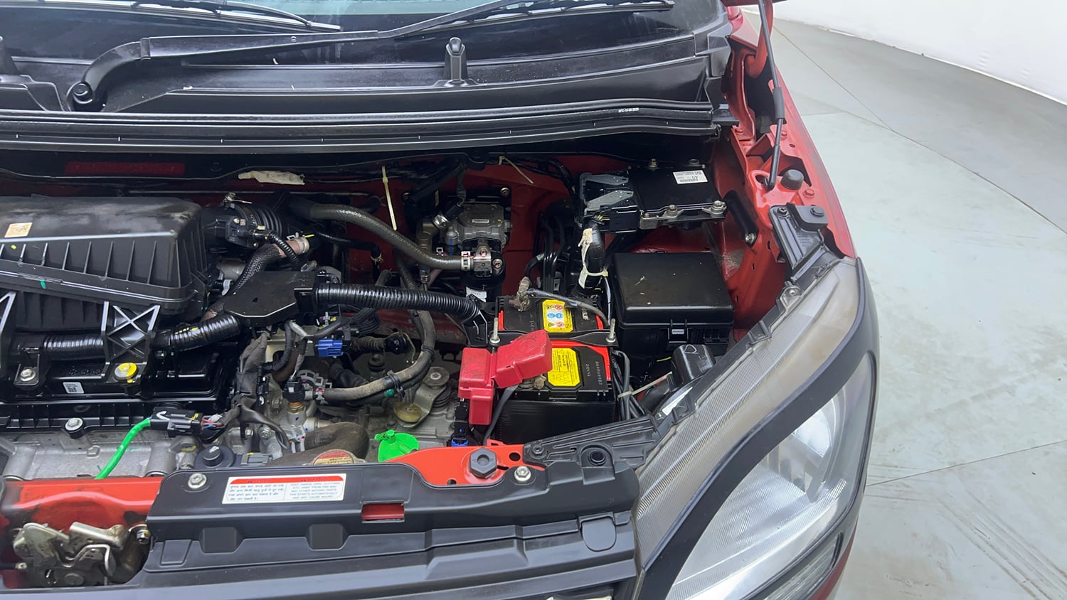 Used 2023 Maruti Suzuki Wagon R VXI 1.0 CNG Cng Manual engine ENGINE LEFT SIDE VIEW