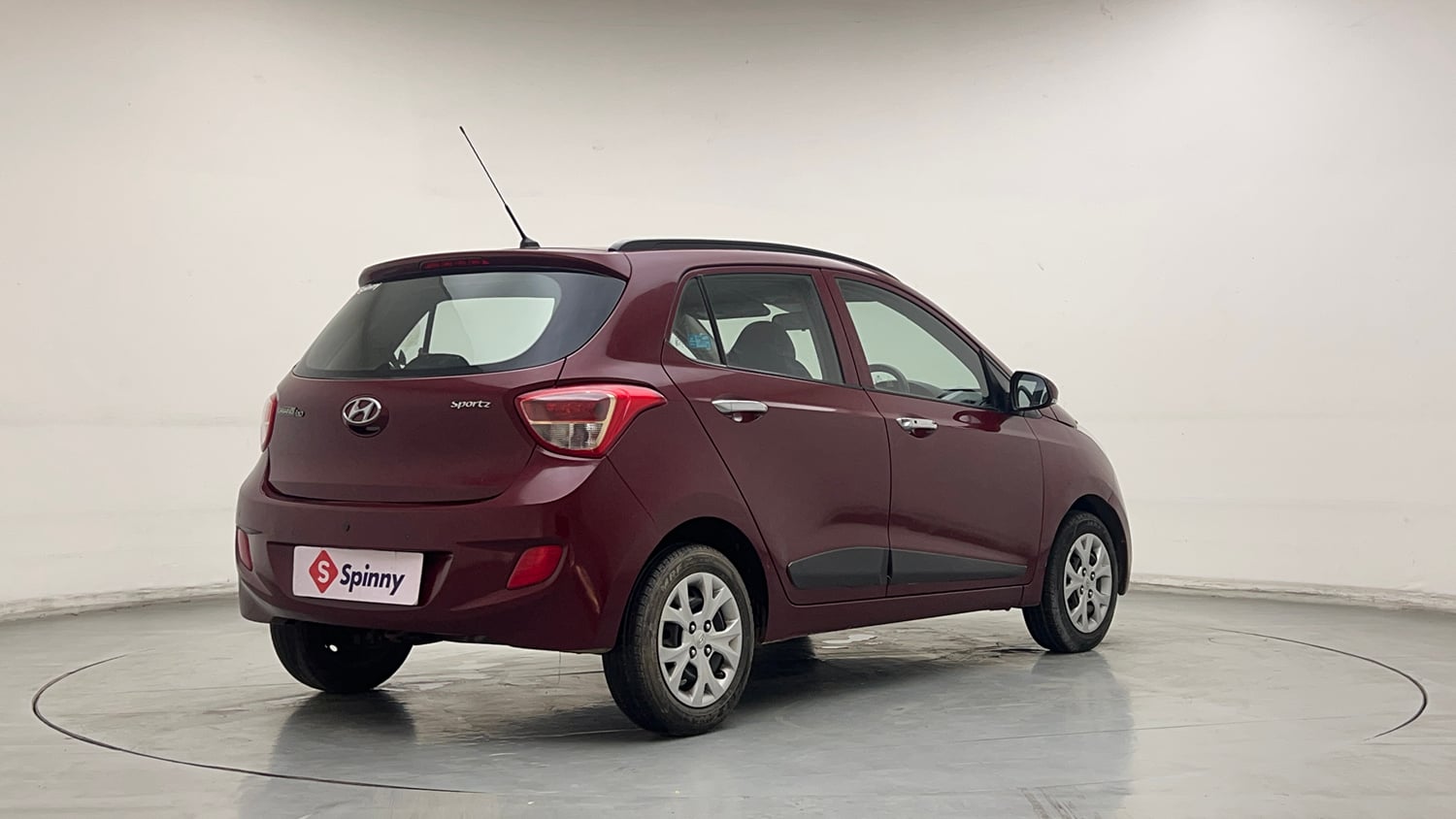 Used 2013 Hyundai Grand i10 Sportz 1.2 Kappa VTVT Petrol Manual exterior RIGHT REAR CORNER VIEW