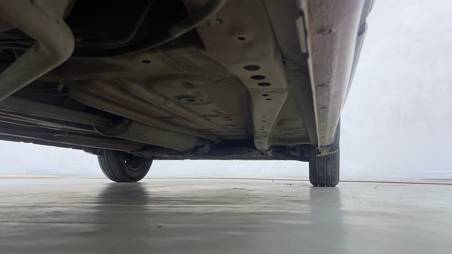 Used 2023 Maruti Suzuki Wagon R VXI 1.0 CNG Cng Manual extra REAR RIGHT UNDERBODY VIEW
