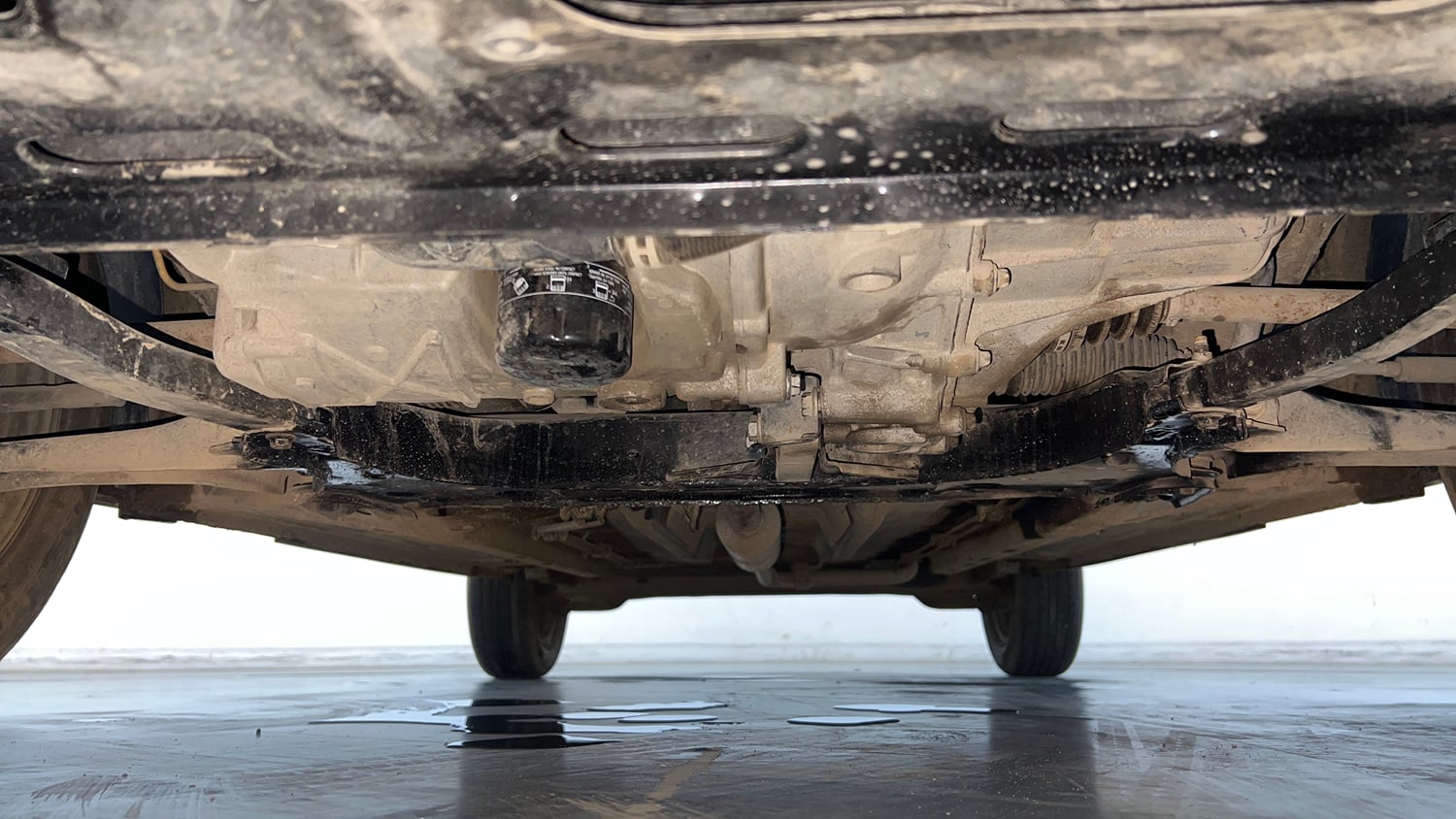 Used 2023 Nissan Magnite XE Petrol Manual extra FRONT LEFT UNDERBODY VIEW