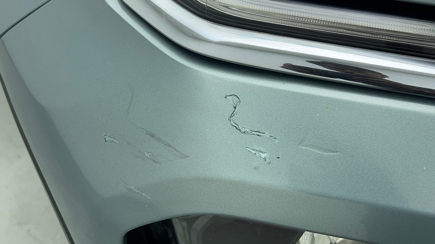Used 2023 Tata Punch Accomplished Dazzle Pack AMT Petrol Automatic dents MINOR SCRATCH