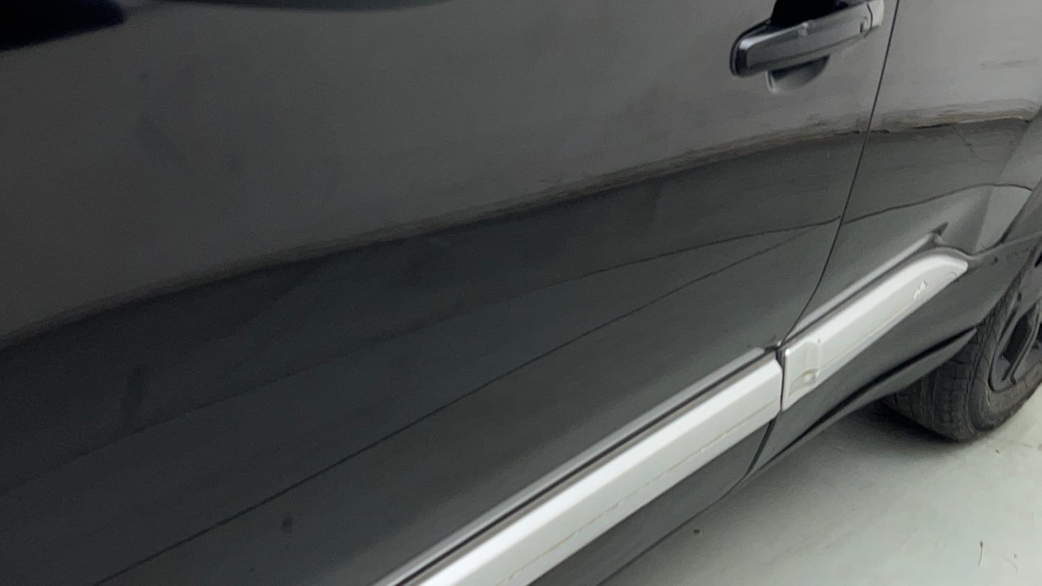 Used 2023 Maruti Suzuki Brezza ZXi AT Petrol Automatic dents MINOR SCRATCH